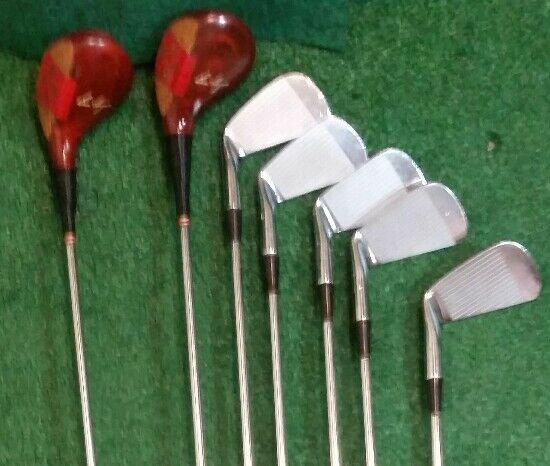 Complete set of golf clubs